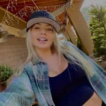 Emily_alex02