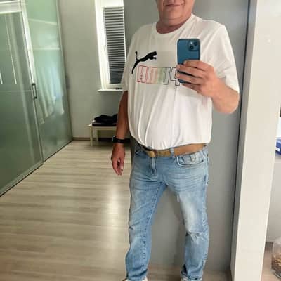 Tom