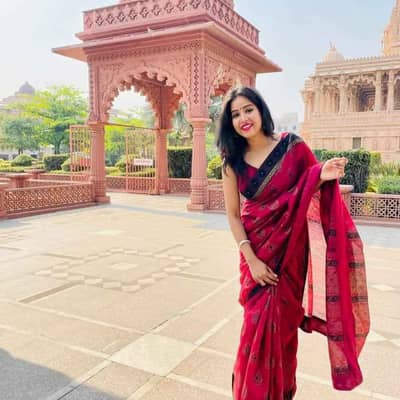 komal sharma