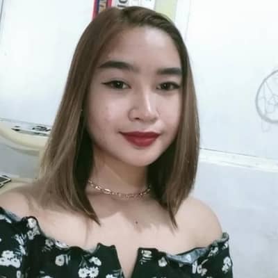 Chloe1